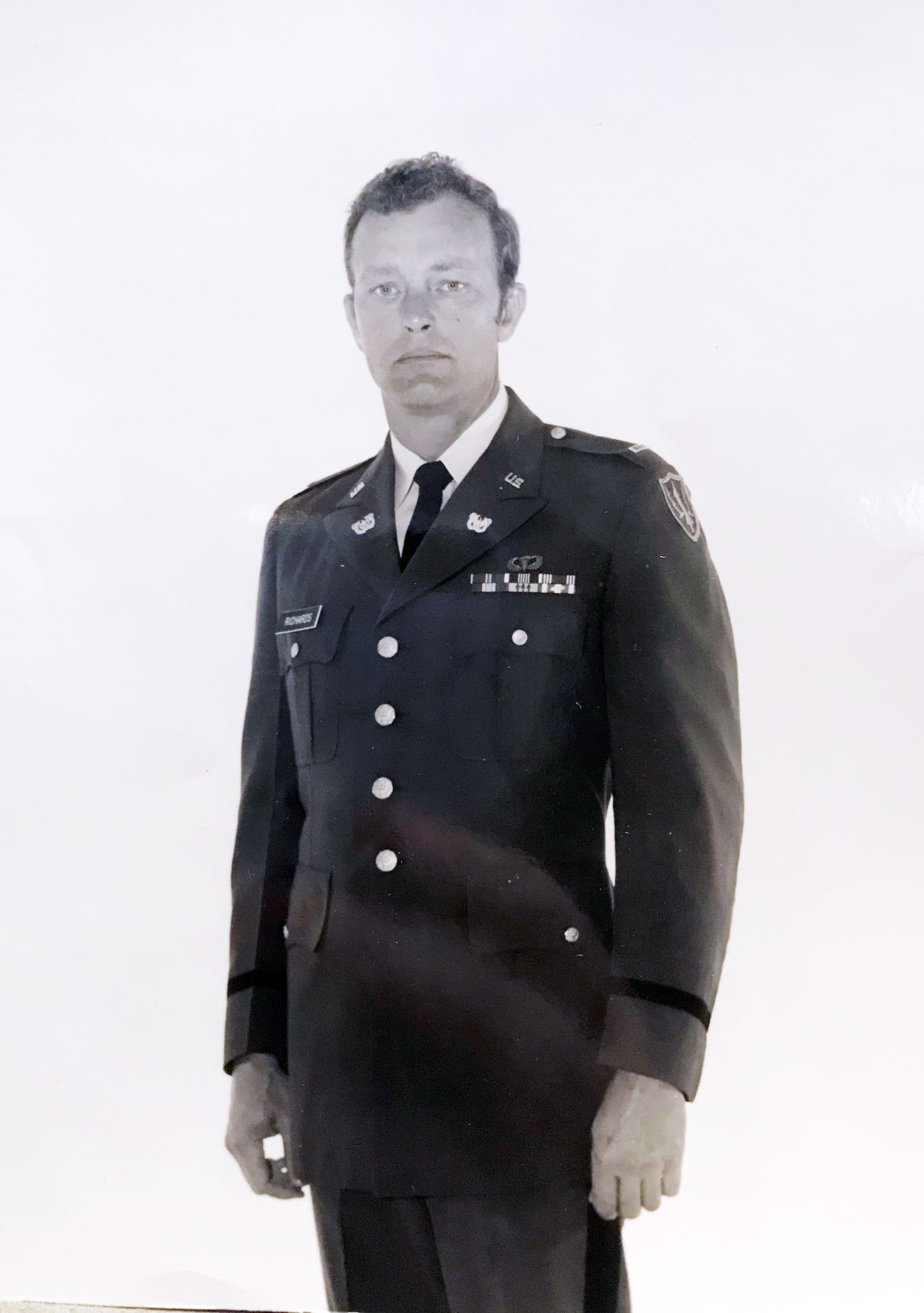 Richards obit adjusted.jpg